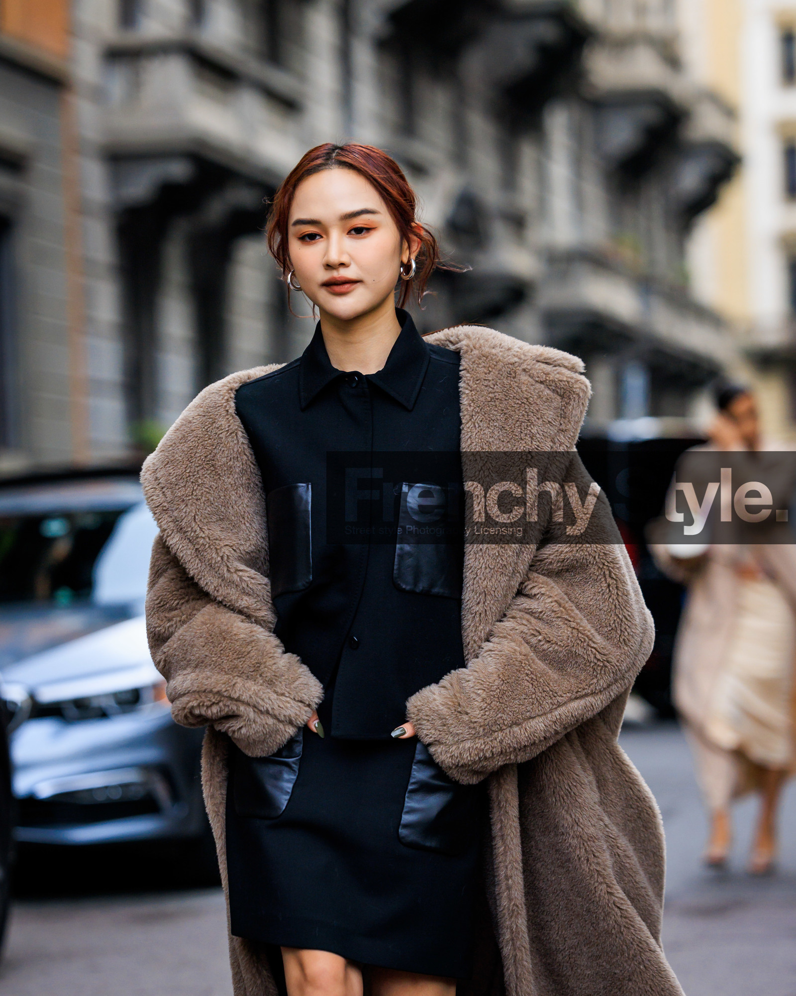 fashion week, frenchystyle, street style, jonathan paciullo, FW, MFW, MILAN, SPRING SUMMER 2024, SS 24, vertical, atmosphere details, detail