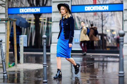 alina gelzina, atmosphere details, AUTUMN WINTER 2016-2017, AW 16-17, black boots, black hat, blue dress, blue jacket, FALL WINTER 2016-2017, fashion week, frenchystyle, full length, FW, FW 16-17, horizontal, jonathan paciullo, leather boots, LFW, LONDON, MENSWEAR, navy jacket, street style