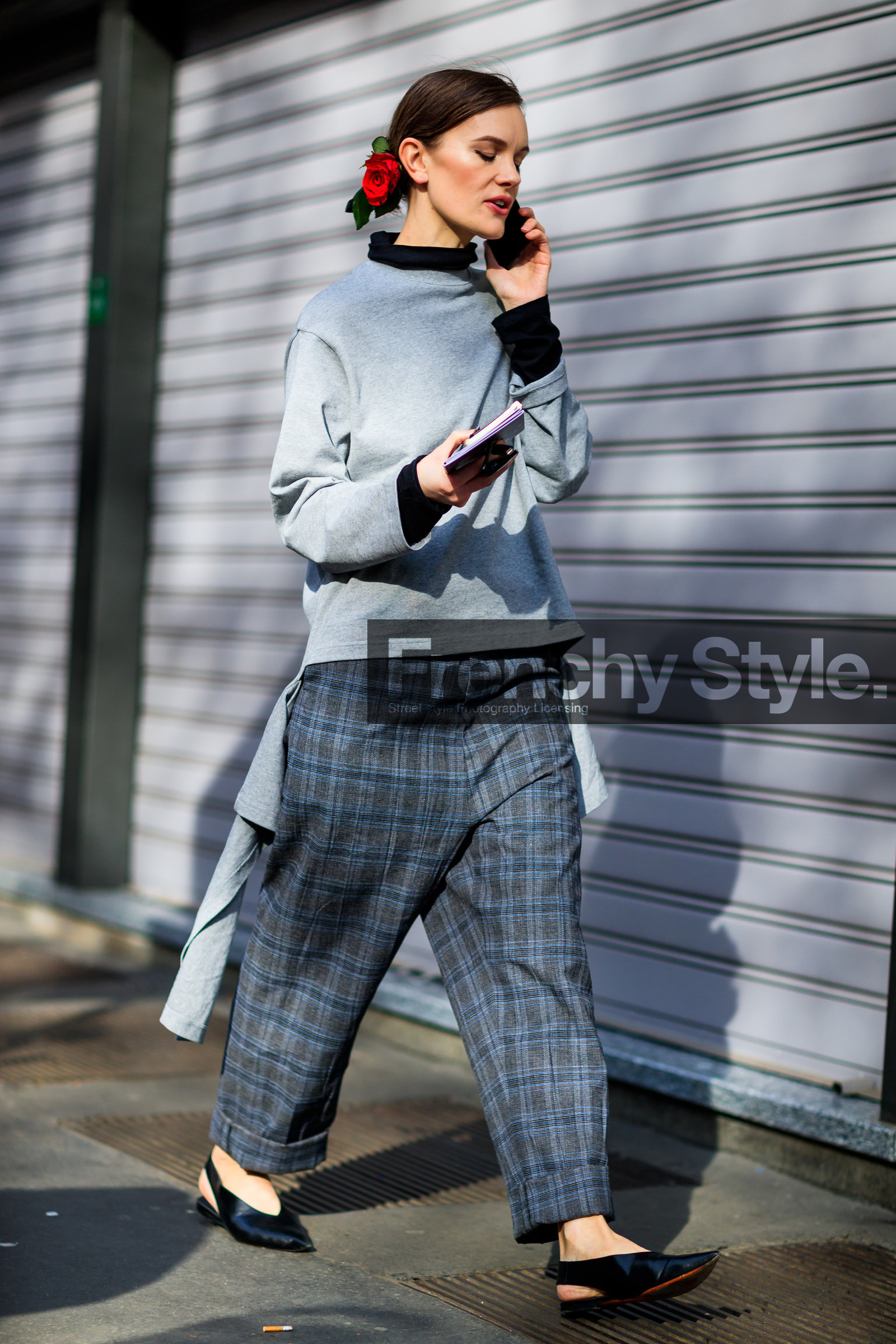 AUTUMN WINTER 2017-2018, AW 17-18, black shoes, checked pants, FALL WINTER 2017-2018, fashion week, floral, flower, frenchystyle, full length, FW, FW 17-18, graphic pants, grey pants, grey sweater, jo ellison, jonathan paciullo, leather shoes, MFW, MILAN, plaid, printed pants, street style, trousers, vertical