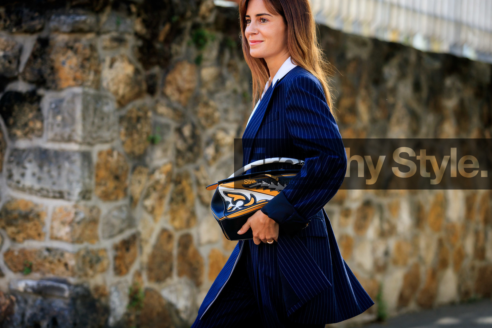 gala gonzalez, navy blue jacket, navy blue pants, navy blue suits, striped jacket, striped pants, striped suits, oversize jacket, oversize pants, oversize suits, loewe bag, black leather bag, yellow leather bag, white leather bag, fashion week, frenchystyle, FW, jonathan paciullo, street style, SPRING SUMMER 2020, SS 20, PFW, PARIS, horizontal, detail