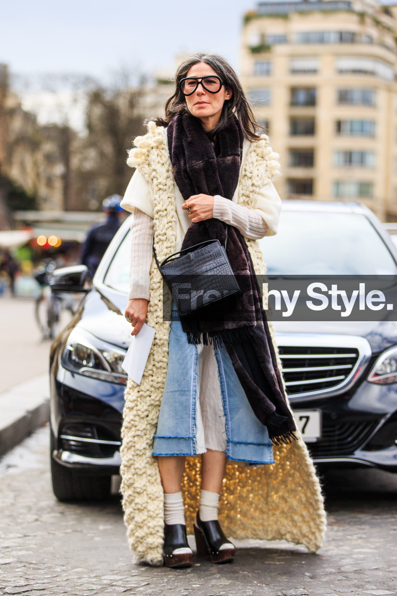 AUTUMN WINTER 2016-2017, AW 16-17, black bag, black shoes, blue denim, brown fur, brown scarf, clogs, denim skirt, FALL WINTER 2016-2017, fashion week, frenchystyle, full length, fur scarf, FW, FW 16-17, high heels, jonathan paciullo, leather bag, leather shoes, open toe, PARIS, PFW, street style, sunglasses, vertical, Véronique Tristram, white cardigan, white coat, white jacket, white knit, white socks