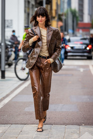 asymetrical top, beige top, belt, black bag, black belt, black sandals, brown jacket, brown pants, Justine Soranzo, leather belt, leather jacket, leather pants, msgm look, sandals, shiny top, straigh pants, pants, jacket, fashion week, frenchystyle, FW, jonathan paciullo, street style, SPRING SUMMER 2022, SS 22, MFW, MILAN, vertical, full length