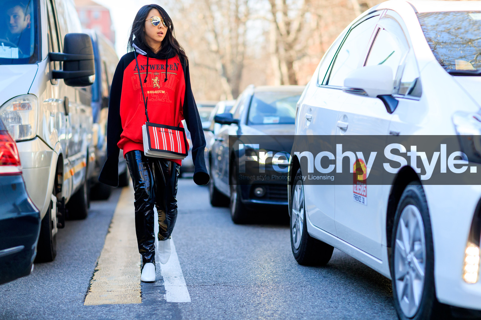 atmosphere details, AUTUMN WINTER 2017-2018, AW 17-18, balenciaga, black pants, FALL WINTER 2017-2018, fashion week, frenchystyle, full length, FW, FW 17-18, hood, hoodie, horizontal, jonathan paciullo, leather bag, leather pants, leather shoes, leather sneakers, MFW, MILAN, printed bag, red bag, red sweater, street style, striped bag, sunglasses, trousers, vêtements, white sneakers
